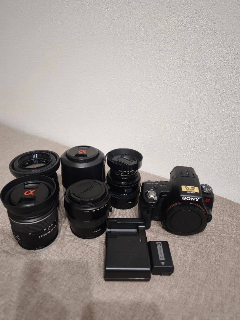 SONY α55 デジタル一眼レフカメラ 5本レンズ付き Amazon | SONY ミラーレス一眼 α55 ズームレンズキット DT 18-55mm F3