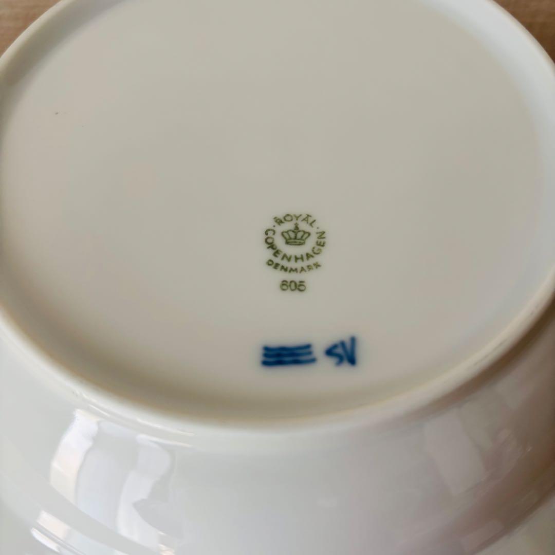 ⚫︎廃盤品 ロイヤルコペンハーゲン ブルーフラワーカーブ 深皿 ラ上