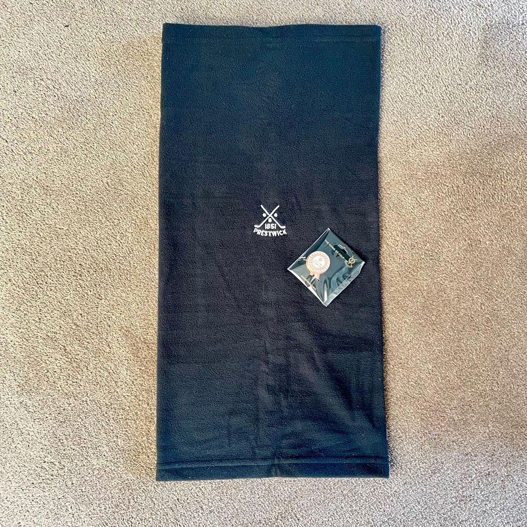 《新品未使用》　《おまけ付き》ゴルフバック　ブラック&ホワイト