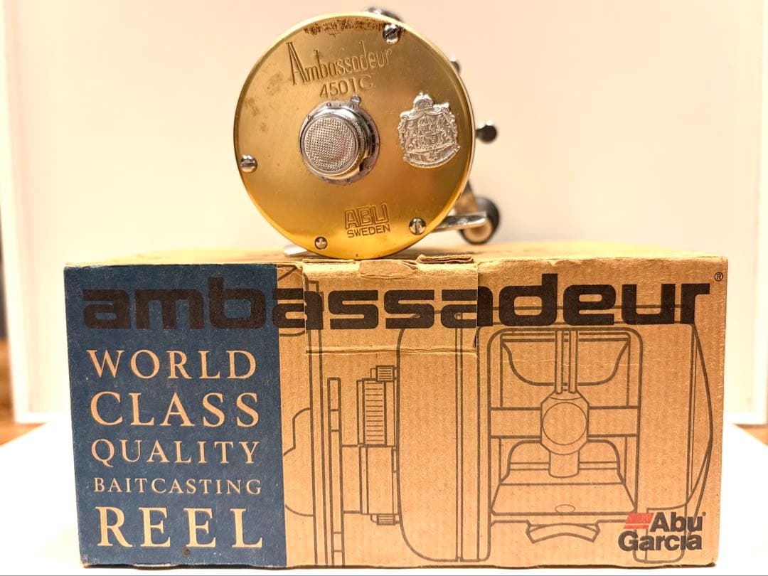 Ambassadeur 4501C ベイトリール - メルカリ