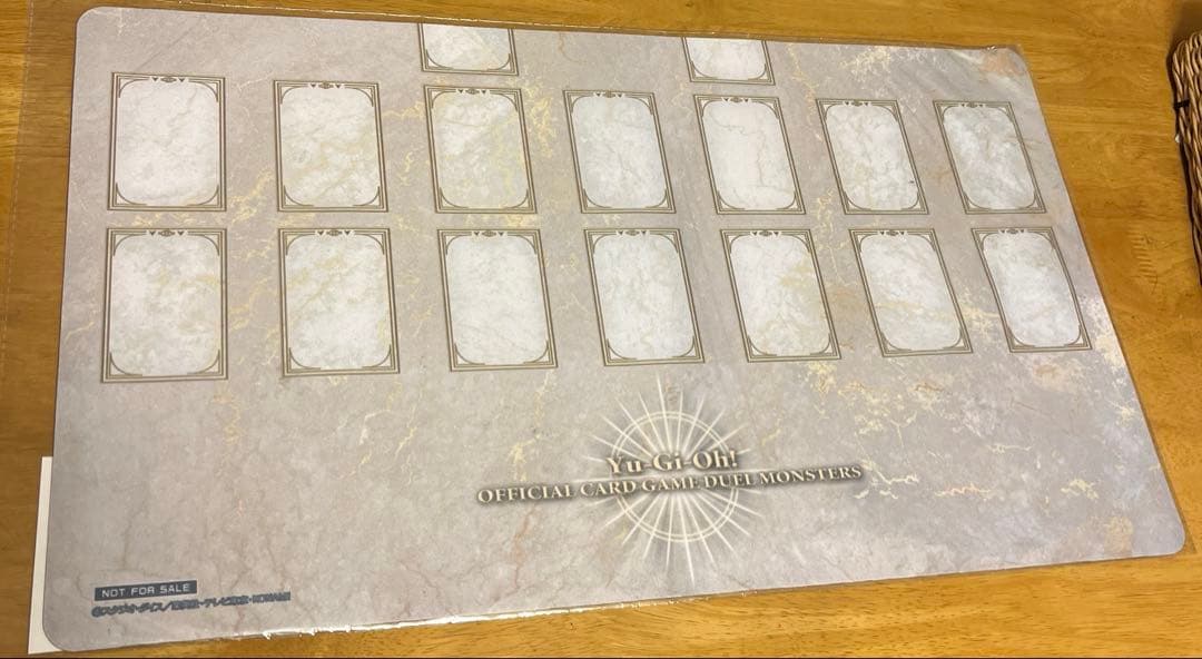 プレイマット DKC 白 未開封 - メルカリ