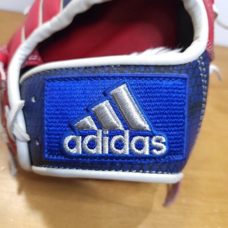 アディダス ADIDAS グラフィックレザー 限定モデル 内野用 軟式