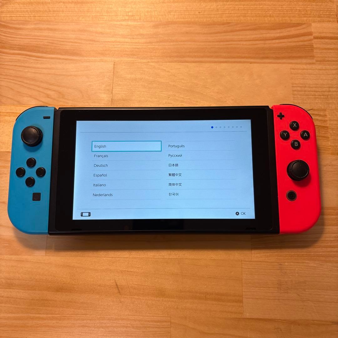 Nintendo Switch 本体 青/オレンジ - メルカリ