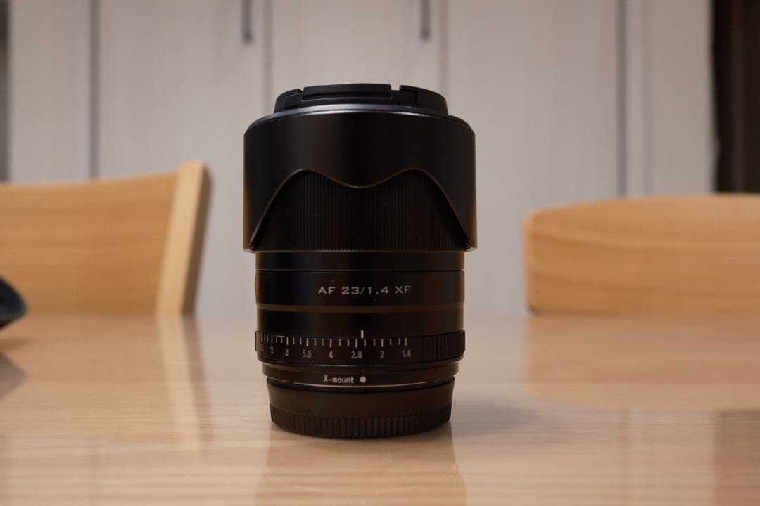 Viltrox AF 23mm f1.4 Xマウント レンズ Amazon.co.jp: Viltrox 23mm f1.4 大口径 単焦点レンズ STM ノイズレス