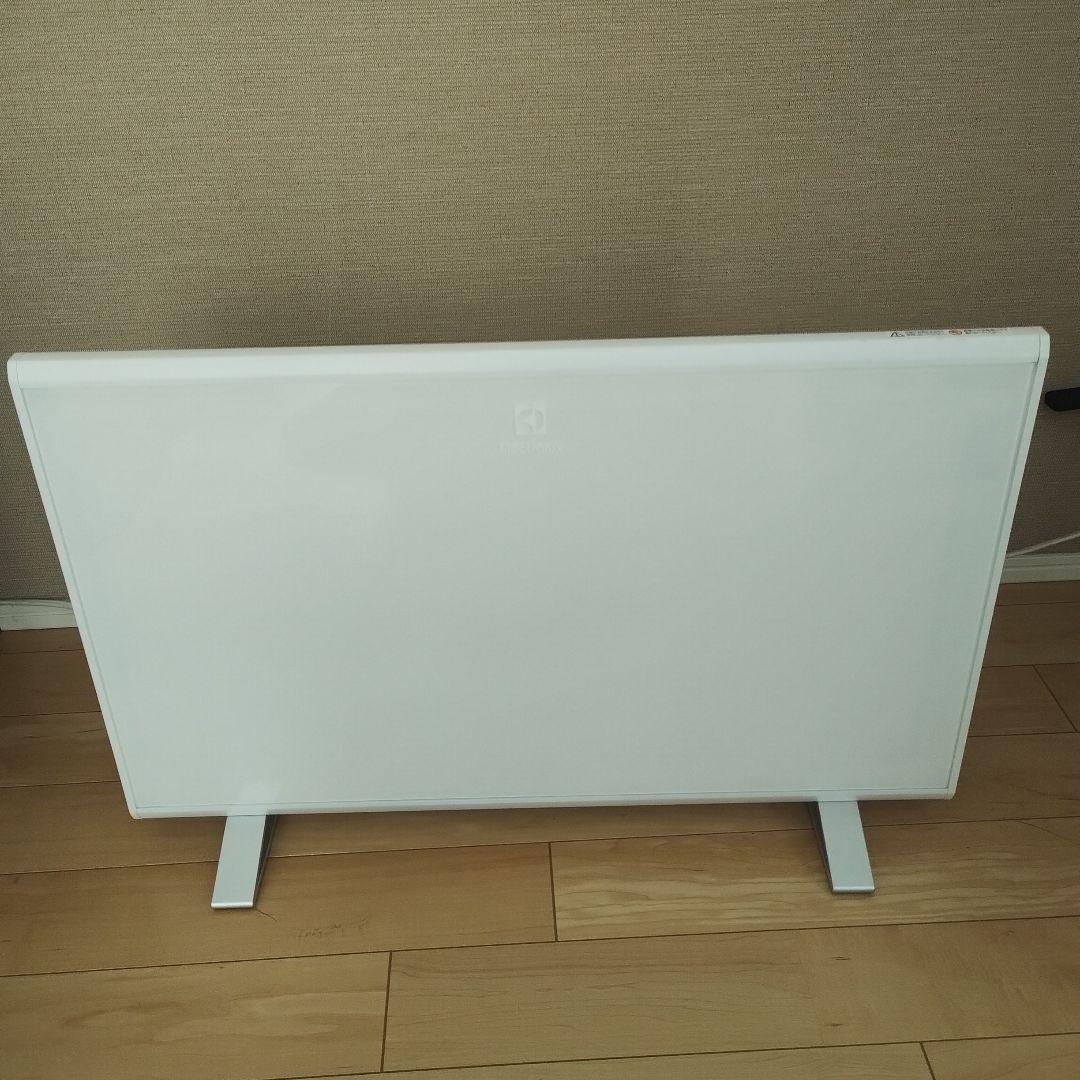 エレクトロラックス QUICK heat 700 パネルヒーター - メルカリ