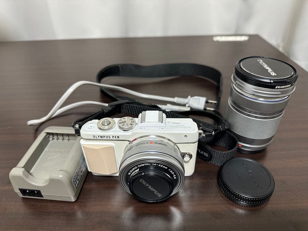 Olympus PEN Lite E-PL7ミラーレスカメラ レンズ付き OLYMPUS PEN オリンパス ミラーレス Lite E-PL7 レンズキット シルバー