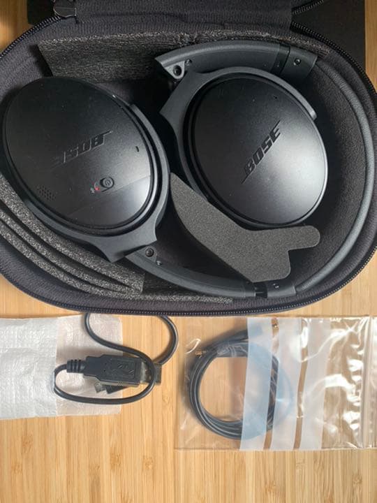 BOSE QUIETCOMFORT 35 Ⅱ　ワイヤレスヘッドホン Amazon.com: Bose QuietComfort 35 II Wireless Bluetooth Headphones