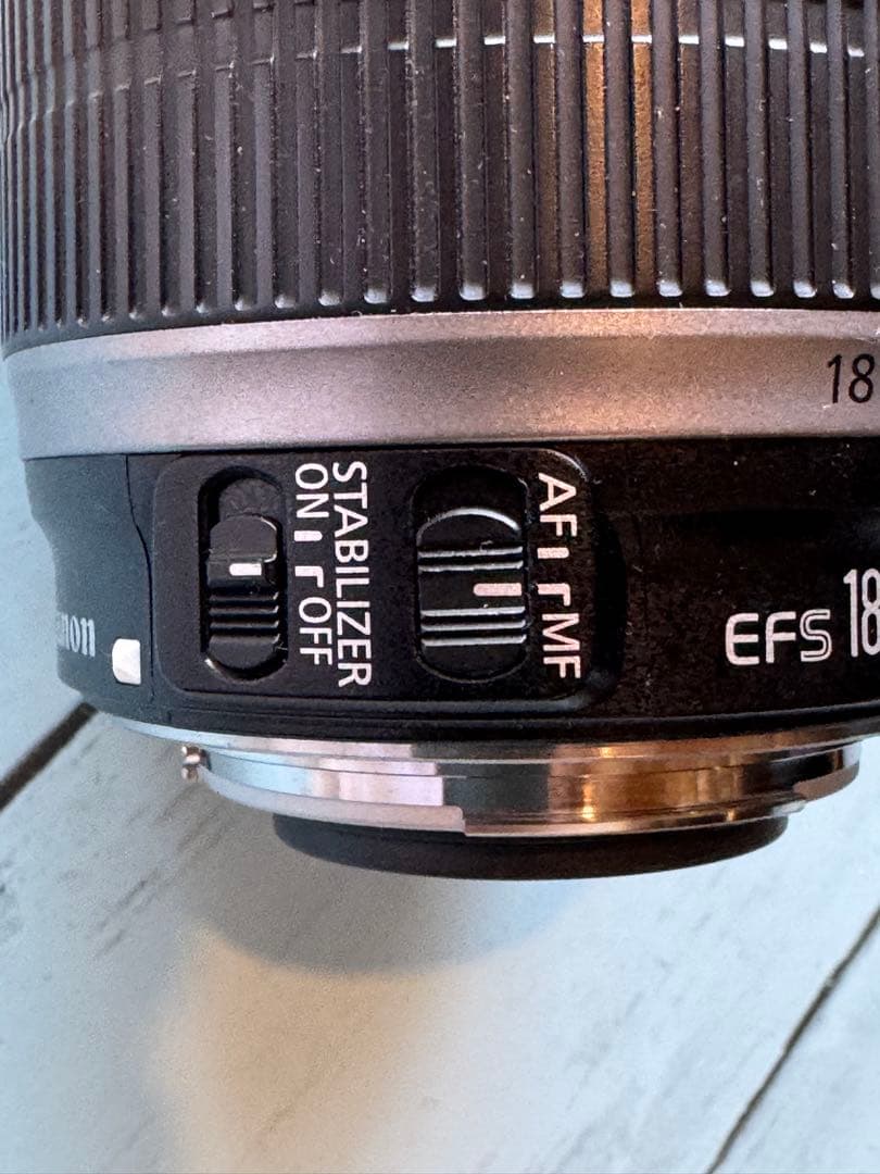 Canon EF-S 18-200mm f/3.5-5.6 IS 中古