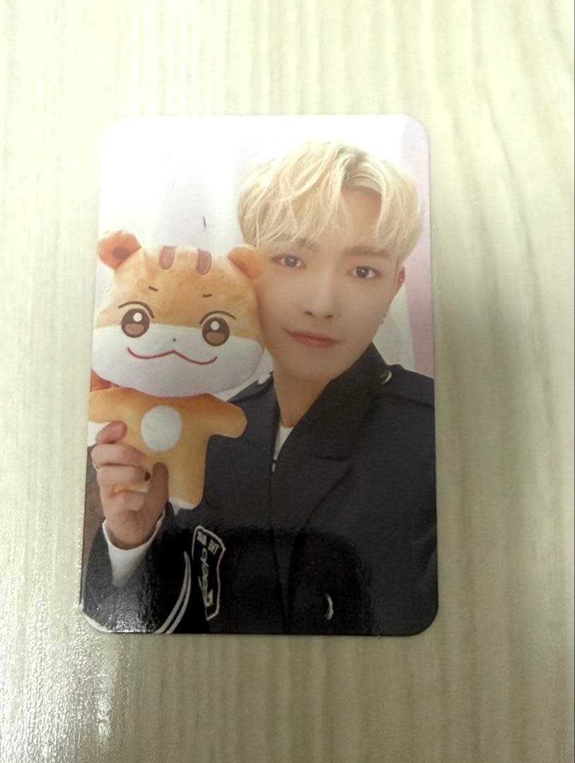 ATEEZ ANITEEZ ホンジュン チュンラミ トレカ - メルカリ