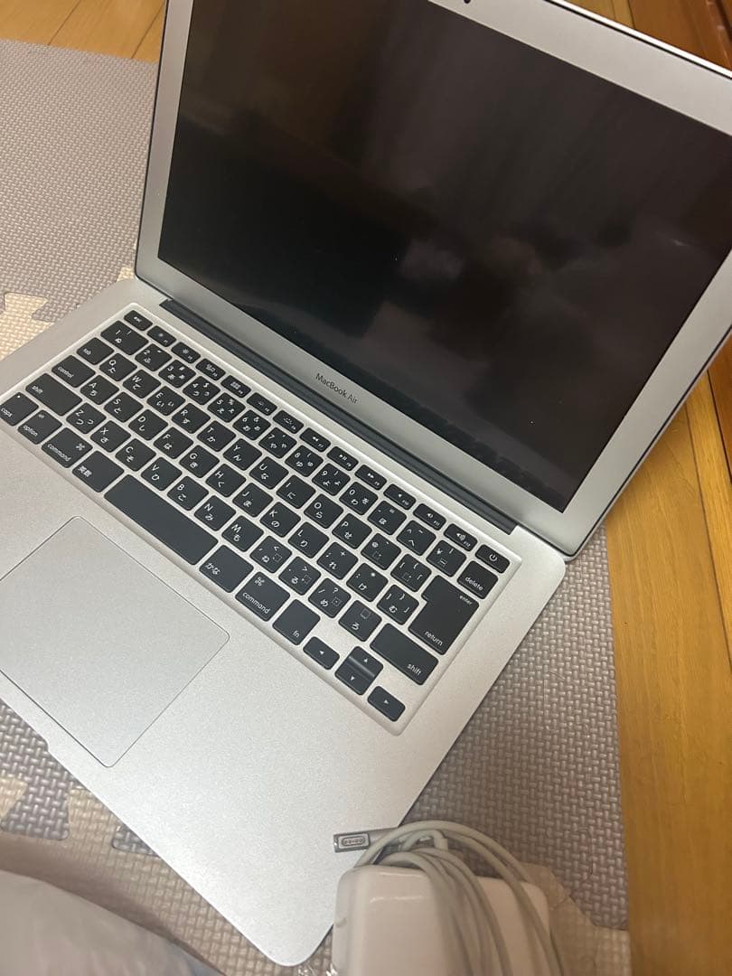 Apple MacBook AIR 13インチ Apple MacBook Air 13-inch (2019, MVFH2LL/A) Laptop & Chromebook