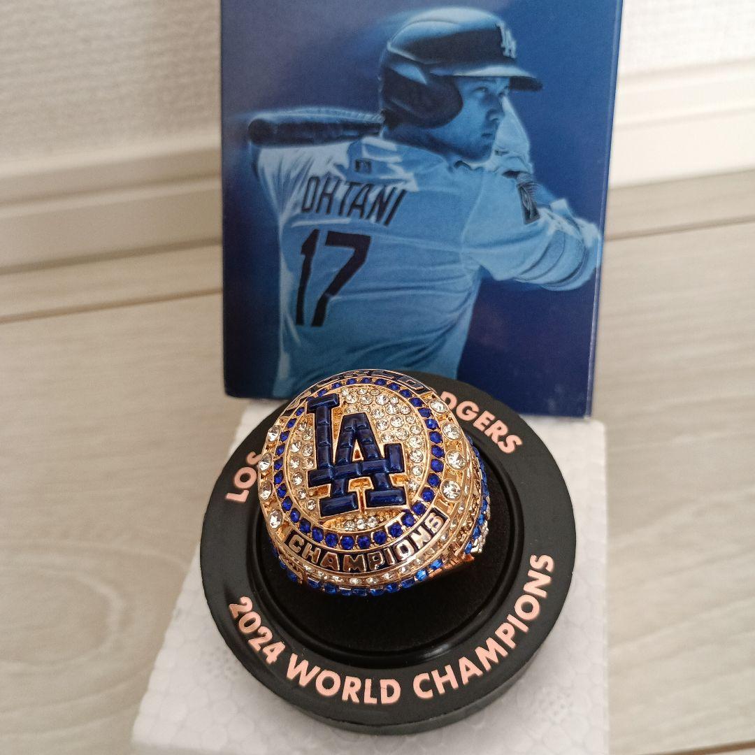 ドジャース MLB ワールドシリーズ チャンピオン トロフィー リング