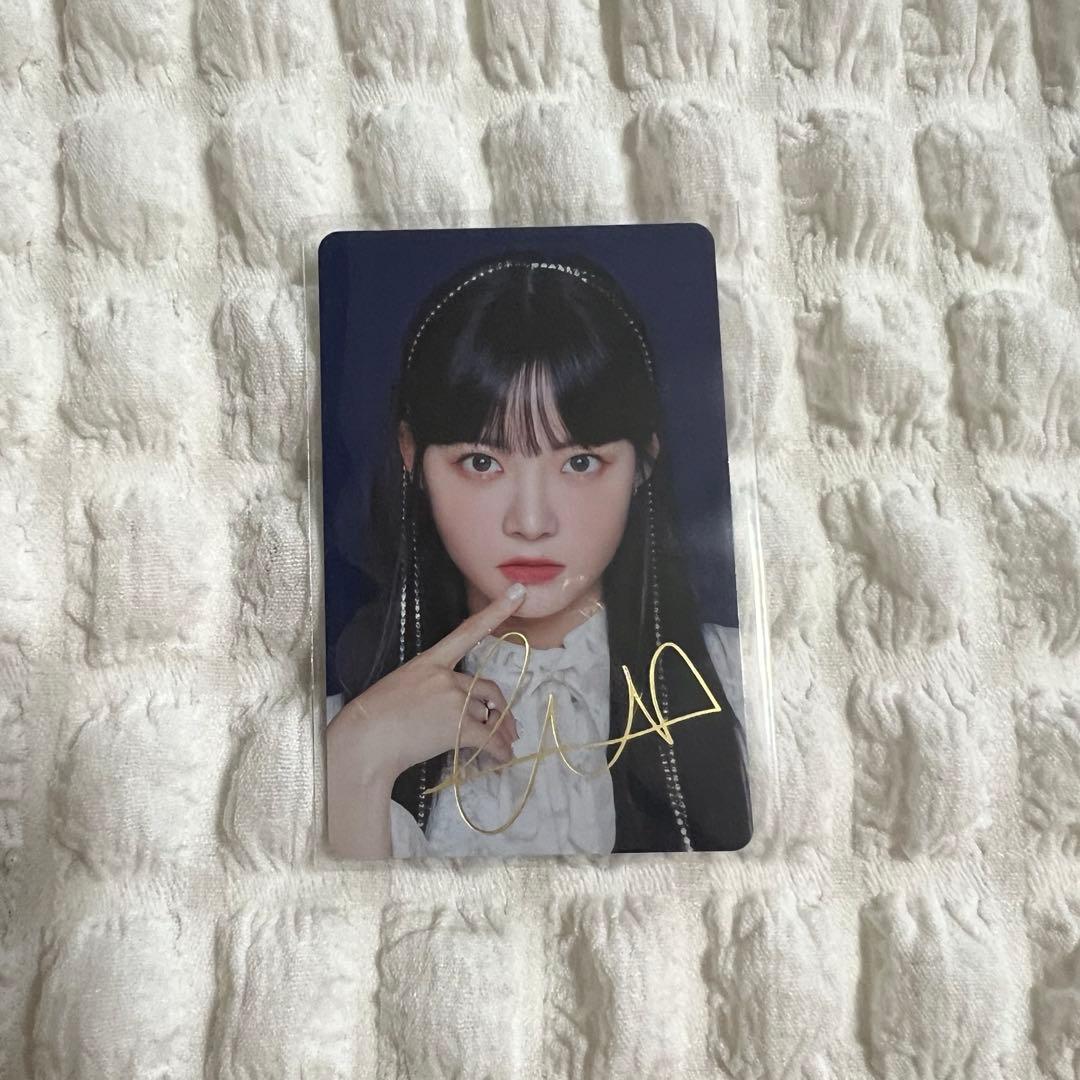 LE SSERAFIM ルセラフィム ウンチェ トレカ - メルカリ