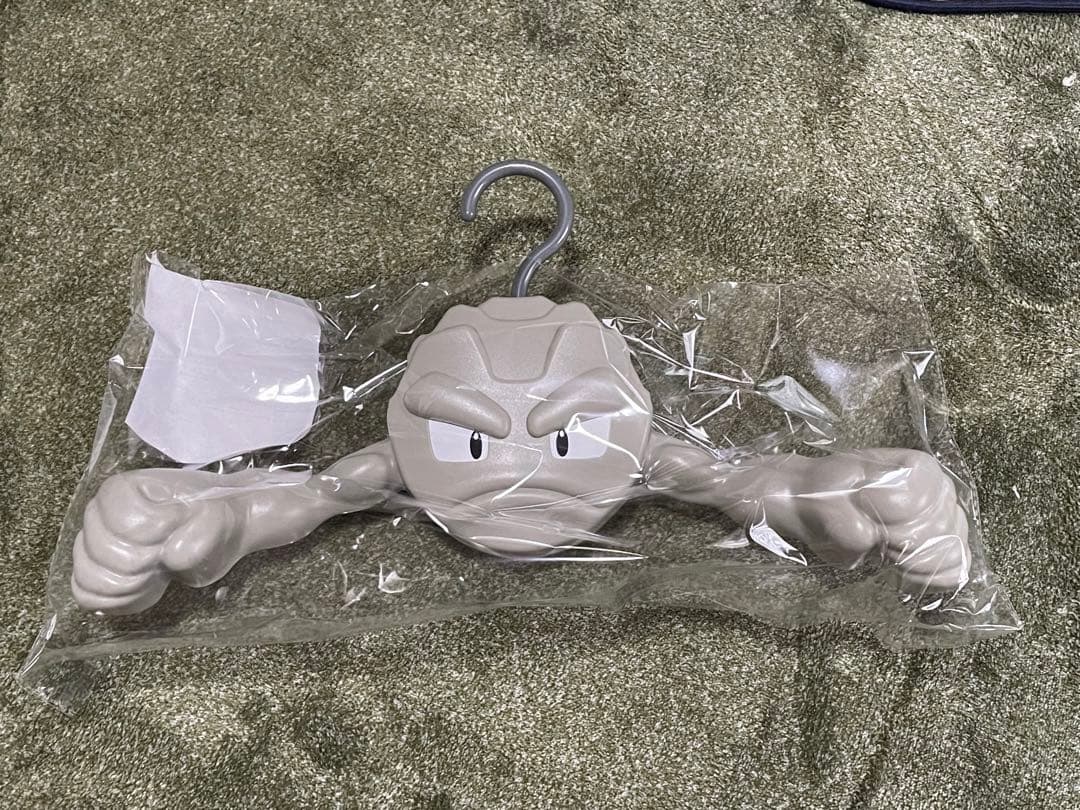 イシツブテハンガー ポケセン 新品 ポケモン - メルカリ