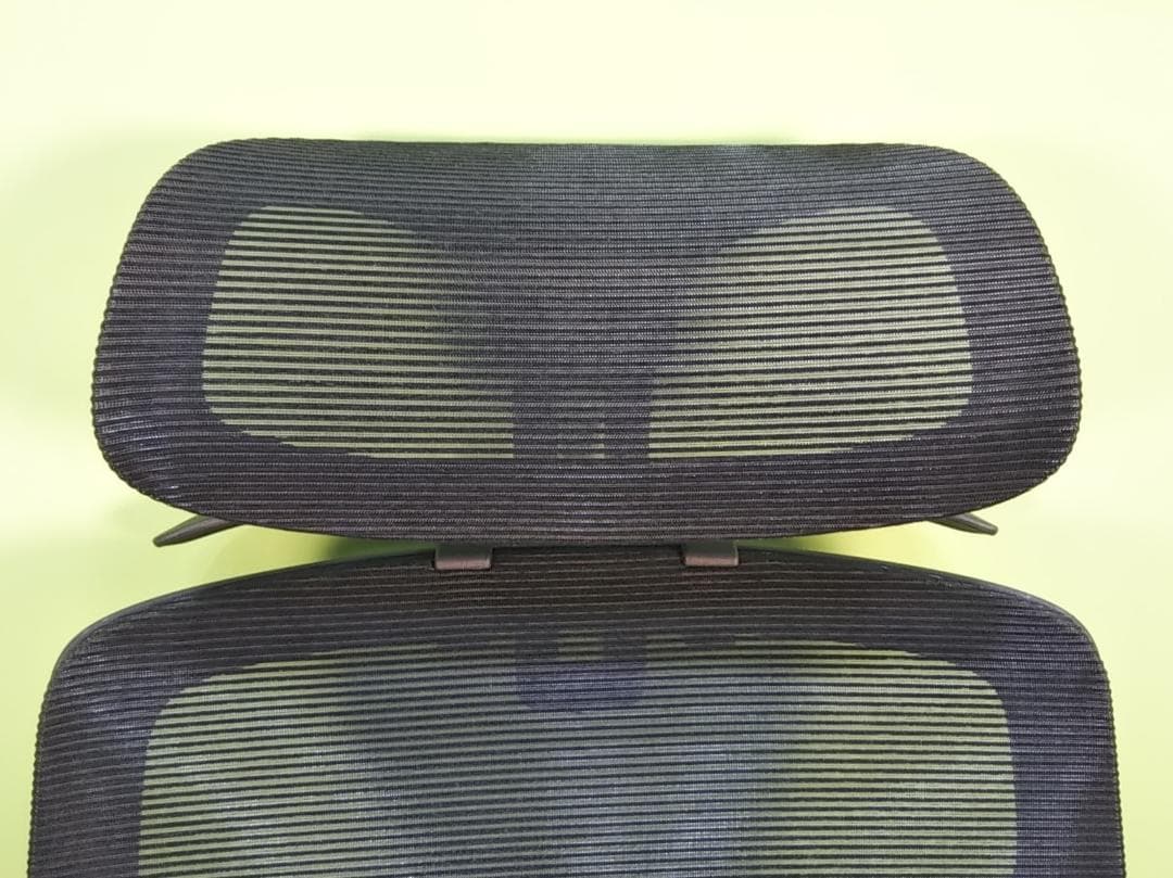 xqt様専用 EastForce モンスターランバートチェア ブラック 中古