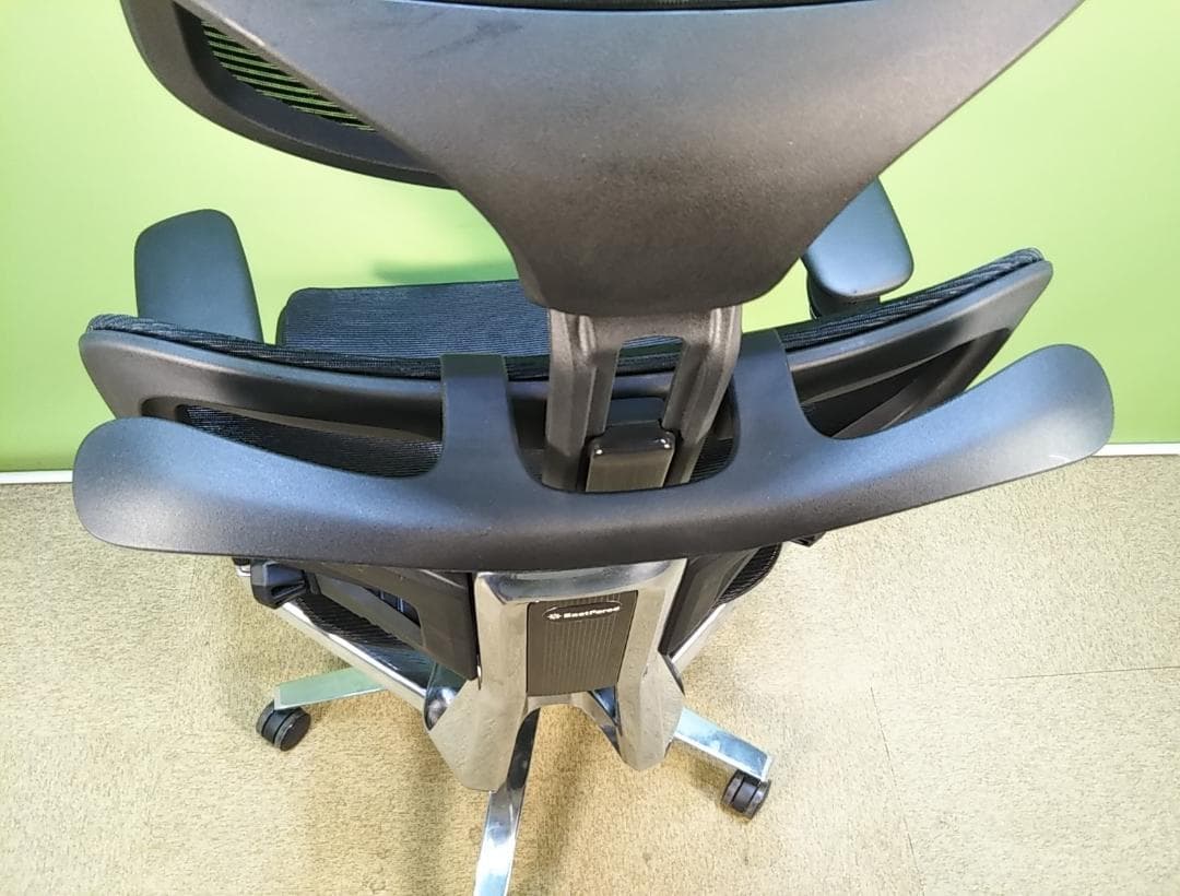 xqt様専用 EastForce モンスターランバートチェア ブラック 中古
