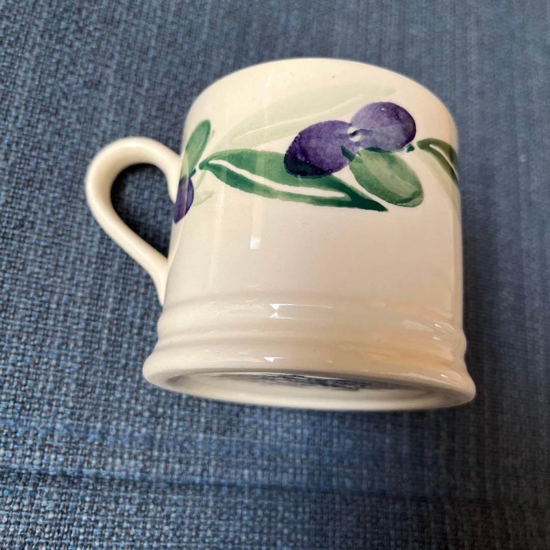 エマ・ブリッジウォーター オリーブ柄 カップ カフェオレボウル プレート