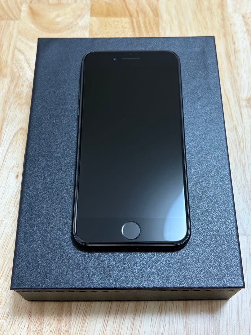 美品　iPhone SE 第二世代　③ 第3世代iPhone SE。A15 Bionic搭載で57,800円から - AV Watch