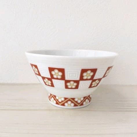 新品　 九谷焼　色絵千段飯碗　梅市松 お茶碗（九谷焼/色絵千段/梅市松） | 茶碗 | うつわ market place