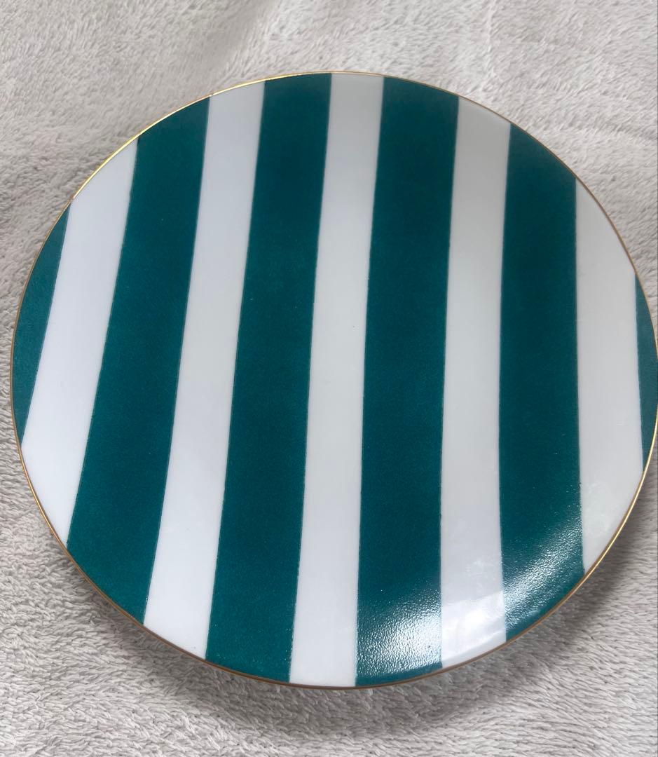 MarieDaageリモージュ　デザートプレート　グリーン　ホワイト　ストライプ ジェーデーアー リモージュ ディナープレート 平皿｜【Unmaison