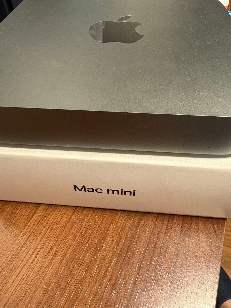 Mac Mini（2018）3.0Ghz 6コア i5 / 8GB /256GB