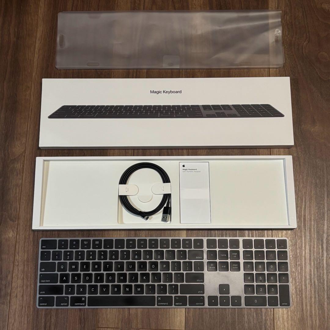 Apple Magic Keyboard スペースグレー (A1843) 箱あり Apple ☆Apple Magic Keyboard テンキー付き/A1843 (US配列/英語キー
