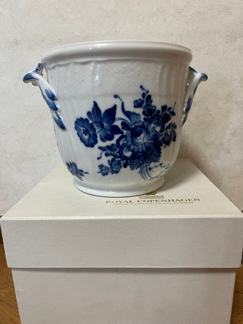 廃盤　ロイヤルコペンハーゲン　ブルーフラワーカーブ　ワインクーラー　　希少 廃盤 ロイヤルコペンハーゲン ブルーフラワーカーブ ワインクーラー