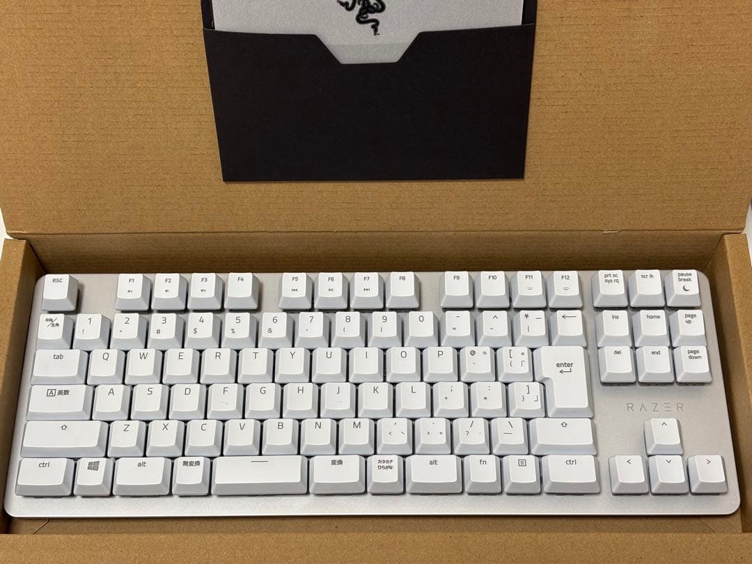 【美品】Razer BlackWidow Lite ホワイトゲーミングキーボード オフィスとゲームで使えるゲーミングキーボードRazer「BlackWidow Lite
