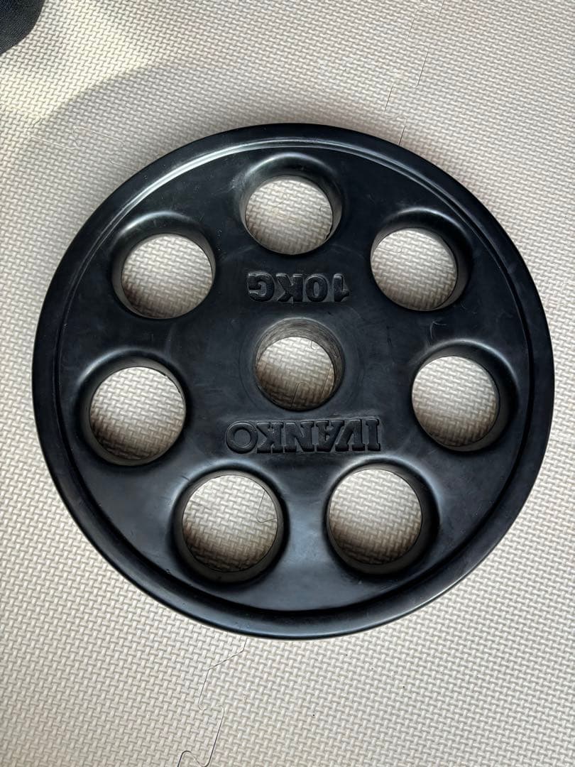 IVANKO(イヴァンコ) オリンピックラバープレート 10kg 2枚 IVANKO イヴァンコ オリンピックラバー プレート 20㎏×2 計40㎏ - メルカリ