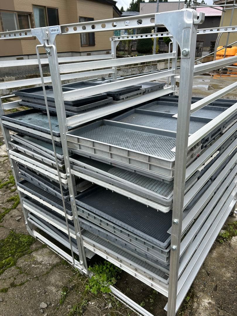 【直接取引限定】アルミ製苗棚水平式80枚用 アルミ製苗棚水平式80枚用 の通販 | ホームセンター コメリドットコム