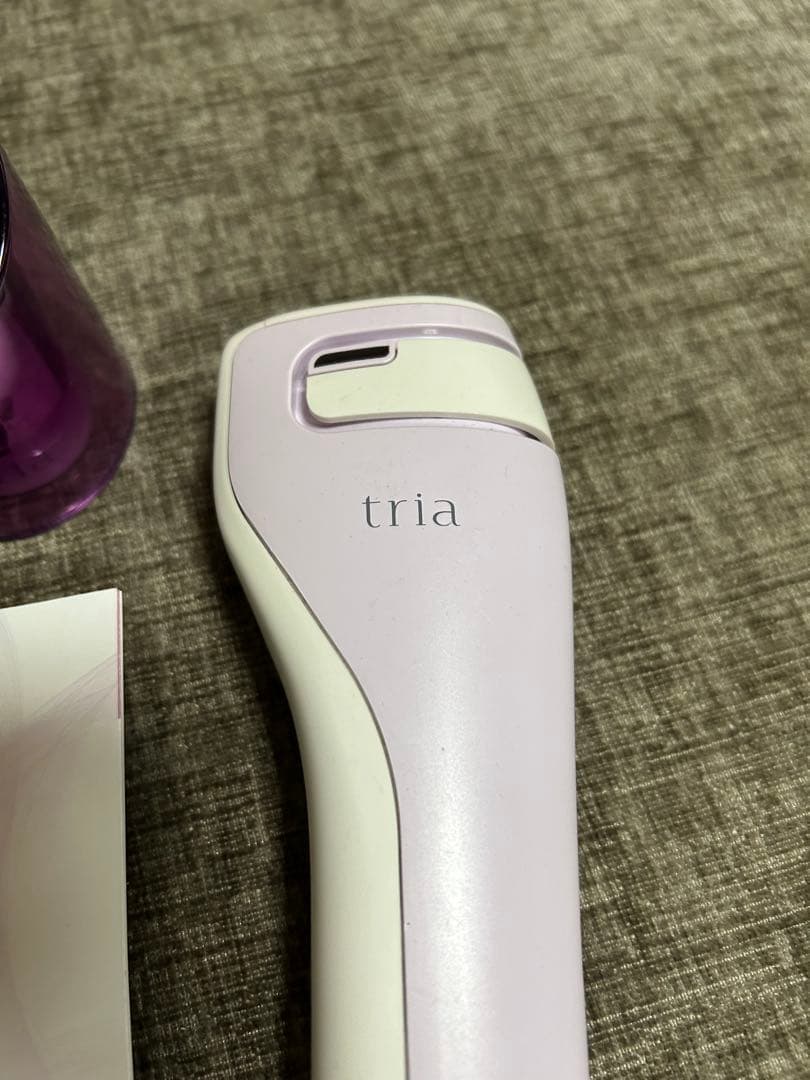 tria SKIN AGING CARE LASER 美顔器 - メルカリ