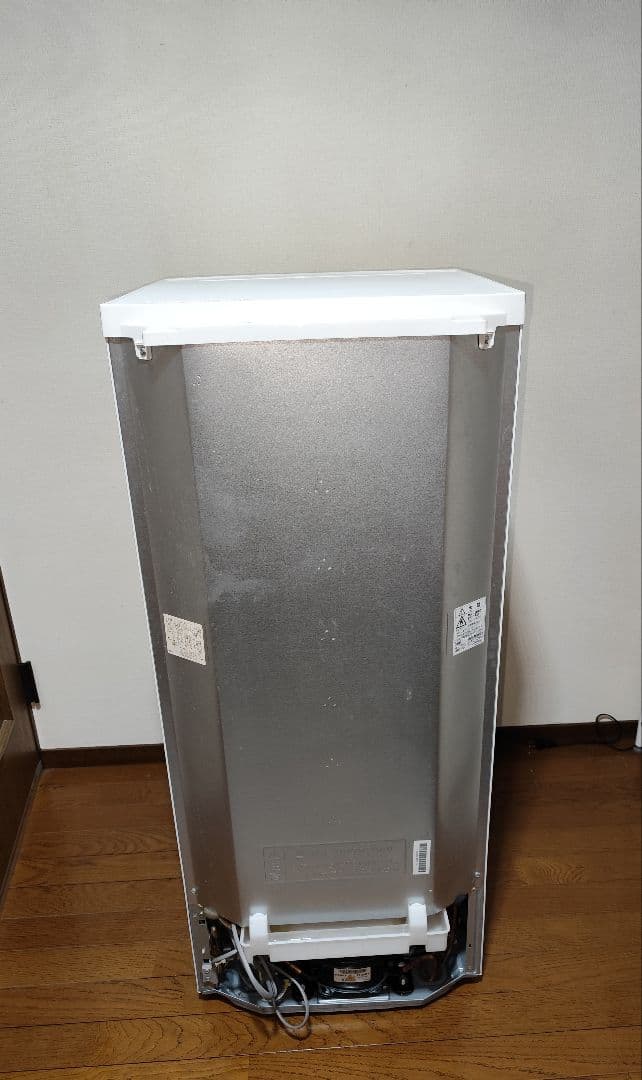 2018年製 どっちもドア冷蔵庫（137L）近隣配送無料＋保証＋設置込