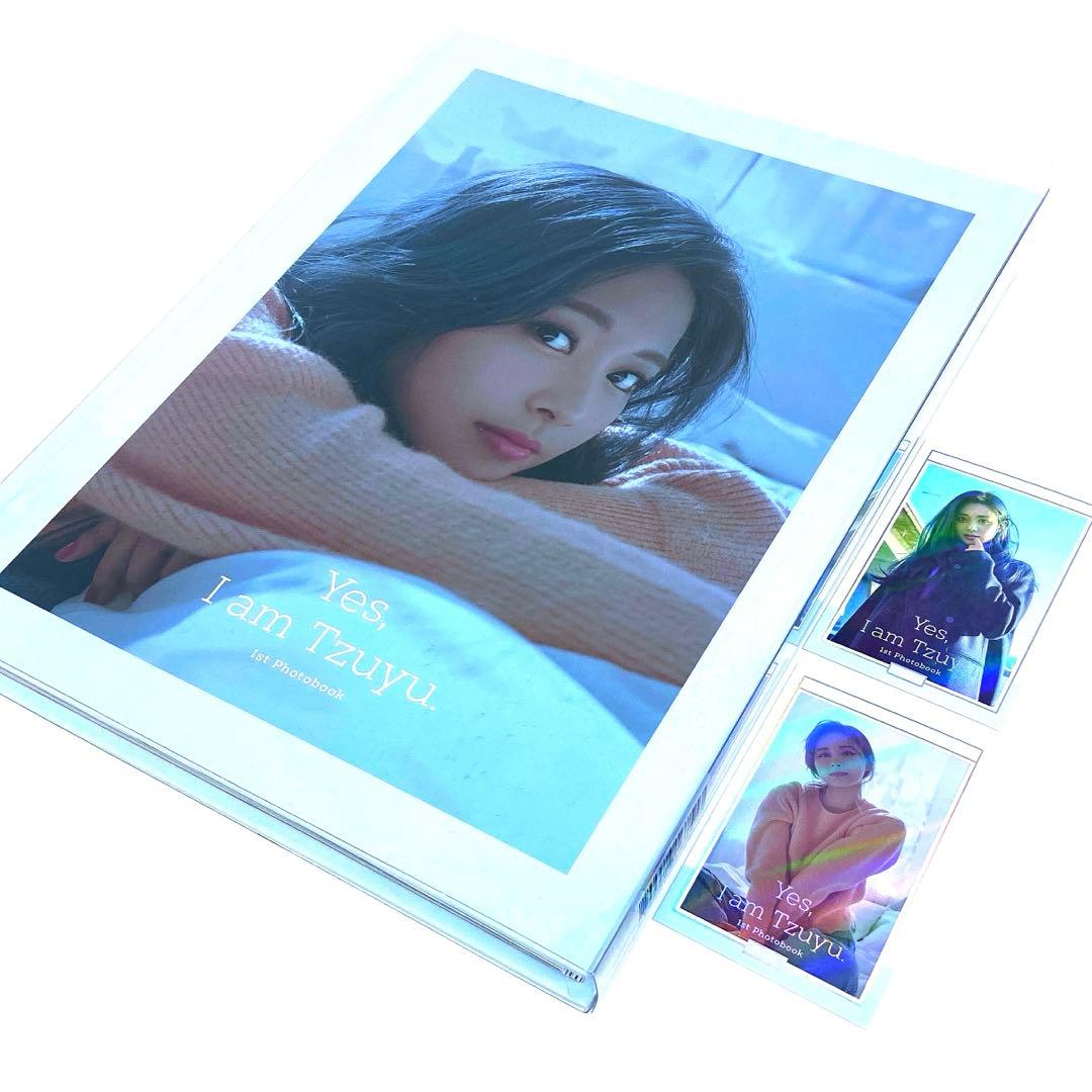 TWICE ツウィ 写真集 Yes, I am Tzuyu トレカ付き - メルカリ
