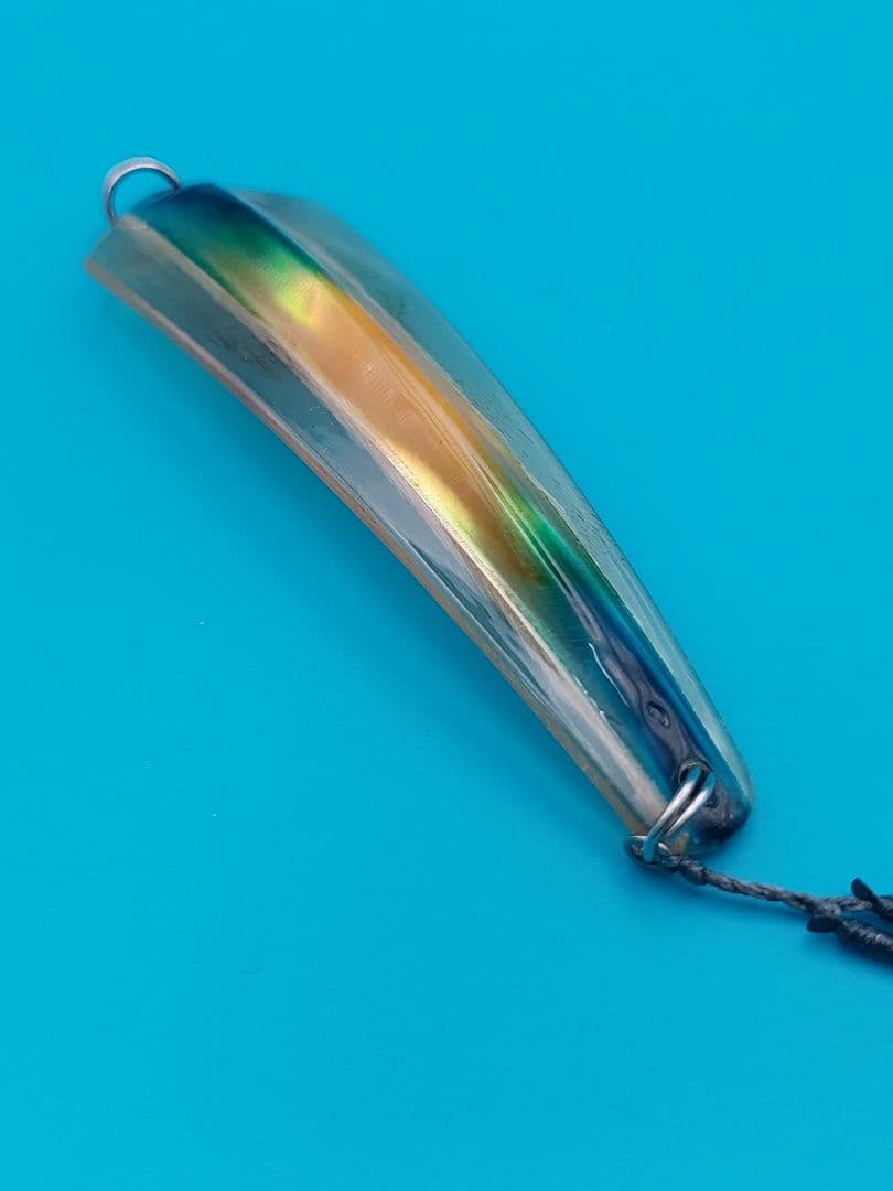 三山工房オリジナルハンドメイドルアー VFウイング極み 牛角+夜光貝 Maki lure 真木ルアー ST-50SS キンクロ・銀箔・夜光貝 真木