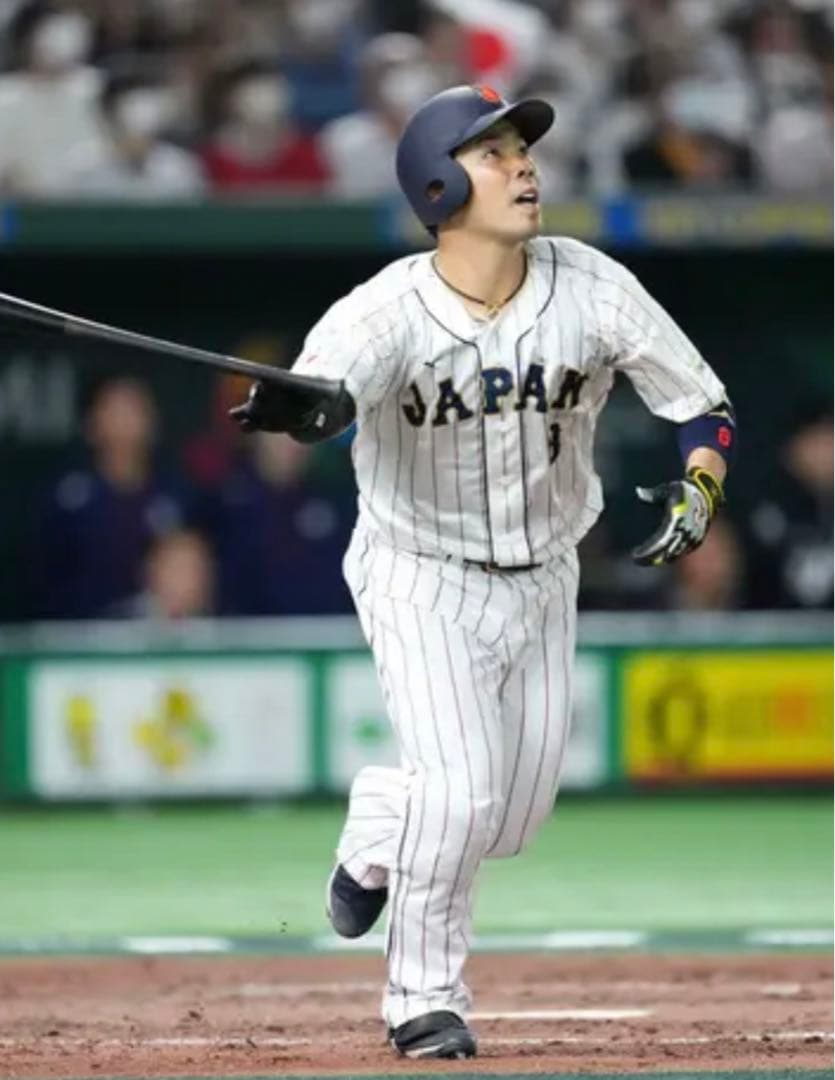 ソフトバンクホークス 近藤健介選手型(KK)MIZUNO Pro硬式木製バット