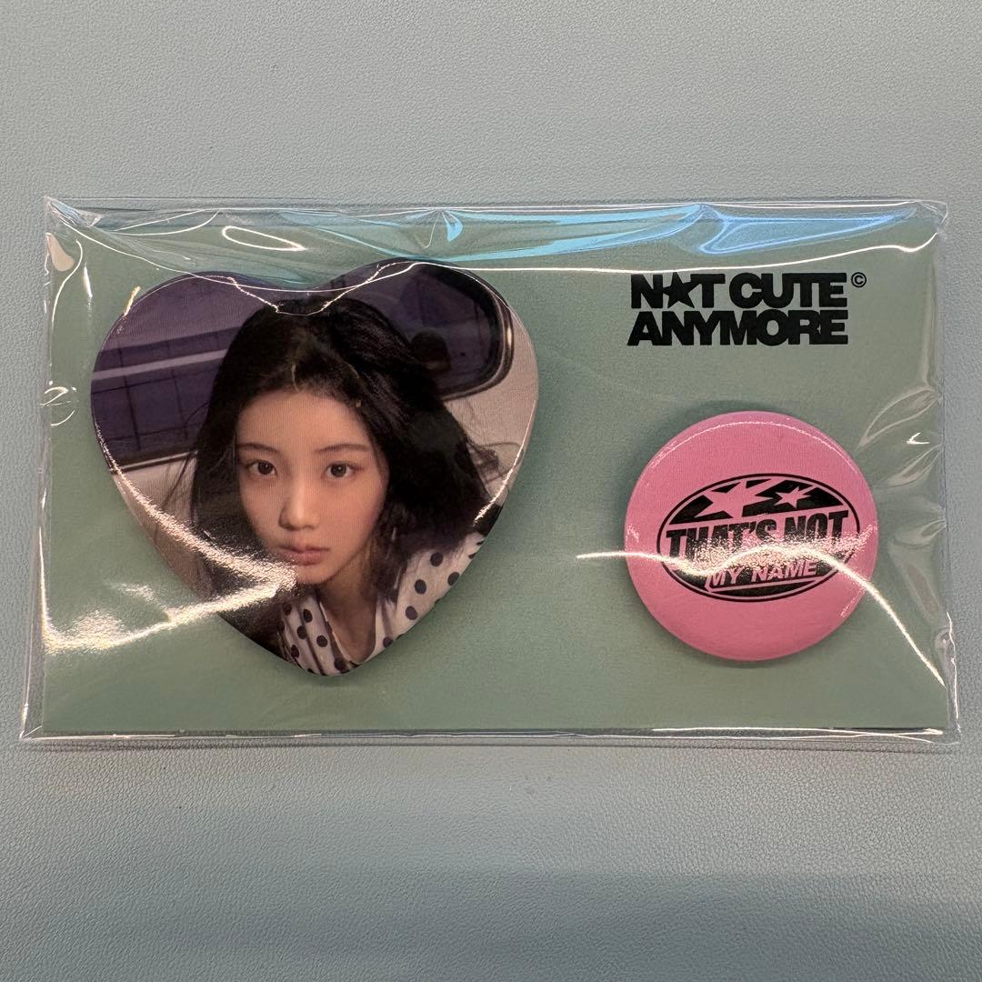 ILLIT NOT CUTE ANYMORE MD缶バッジセット ウォンヒ - メルカリ