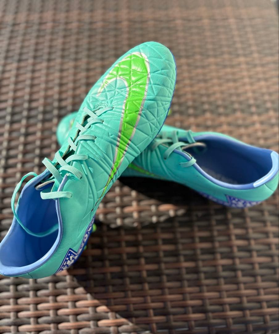 日本未発売 NIKE ハイパーヴェノム2 Women's カラー 27㎝