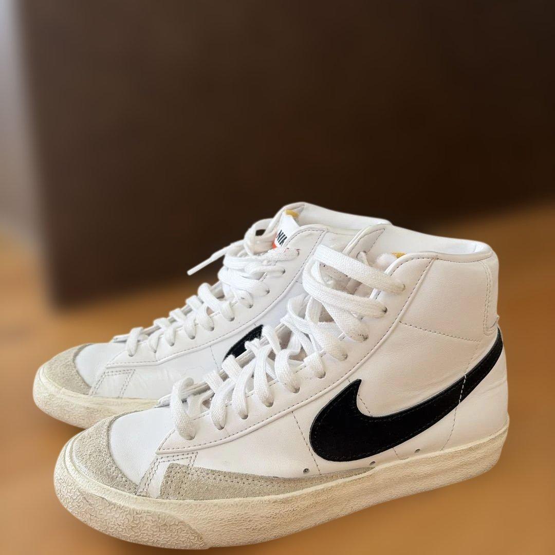 Nike ハイカットスニーカー ホワイト/ブラック - メルカリ