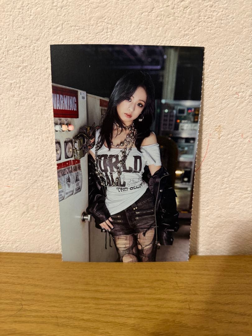 BABYMONSTER AHYEON ポストカード - メルカリ