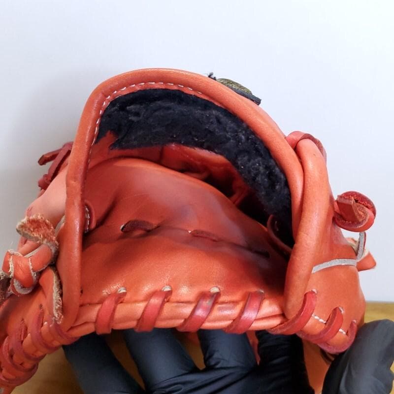LUKEVI-アンダーアーマー UA Outfielder 左投げ用 外野用 軟式グローブ