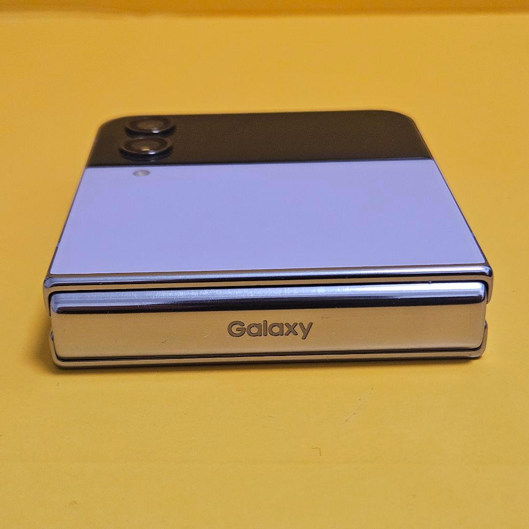 Galaxy Z Flip4 SCG17 ｜24時間以内発送#815 - メルカリ