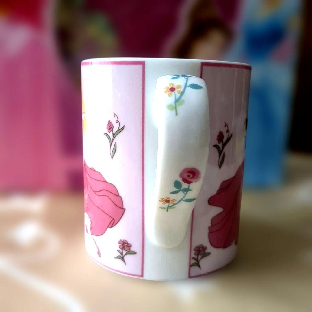新品未使用 ロイヤルドルトン ディズニープリンセス オーロラ姫食器