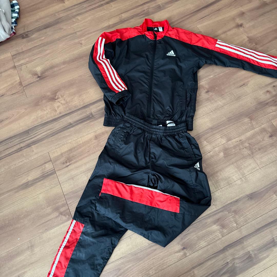 adidas ジャージセットアップ 黒/赤 - メルカリ