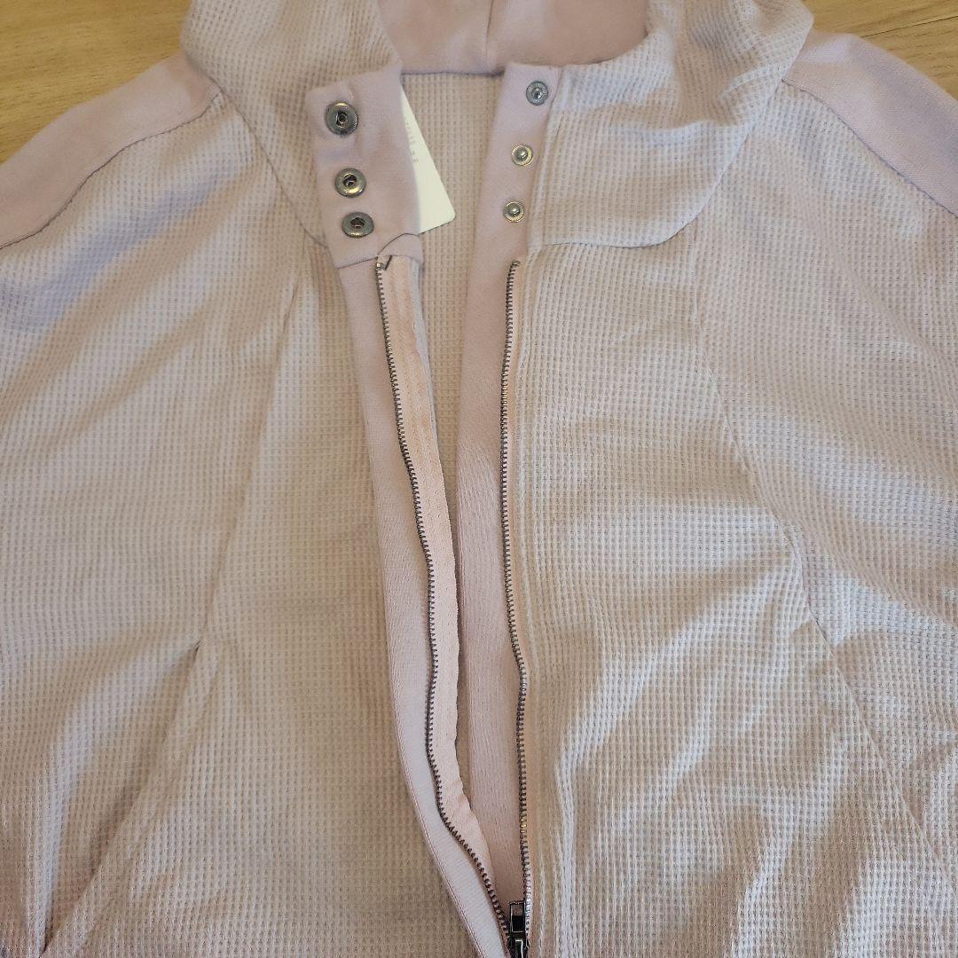 x052《alo》新品未使用フード付きパーカー