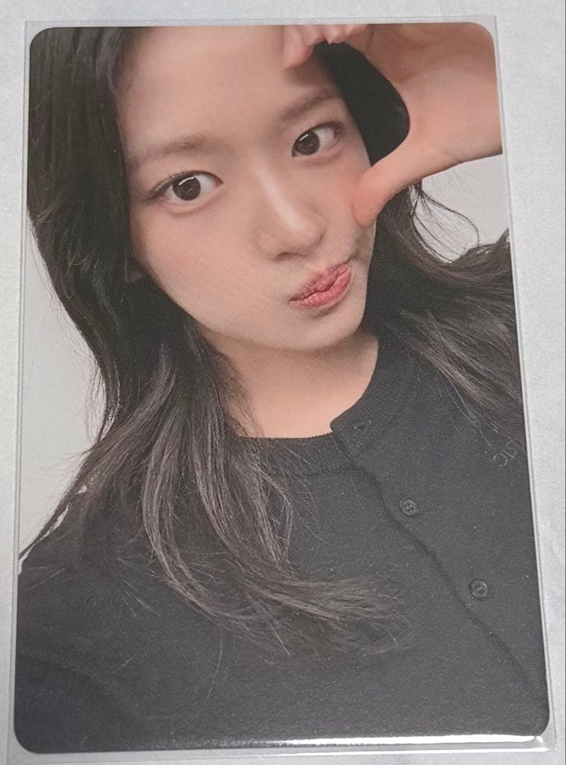 IVE SECRET 大阪 11/24 会場限定 トレカ ユジン - メルカリ