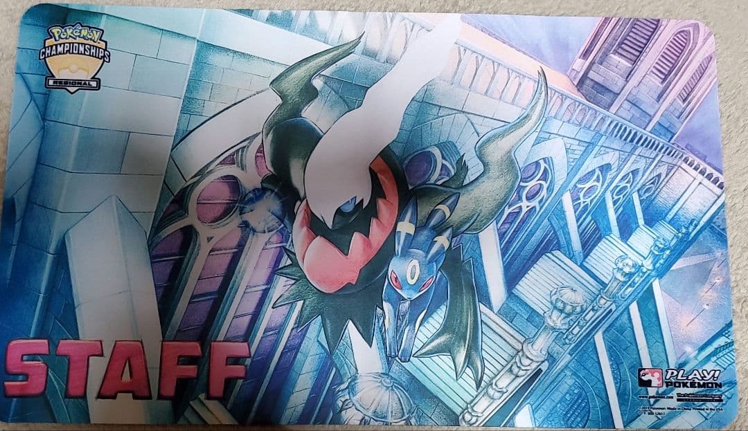 ポケカ　ダークライ&ブラッキー　staffプレイマット　海外 状態A-〕プレイマット『海外/ブラッキー＆ダークライ※』【サプライ】{-}