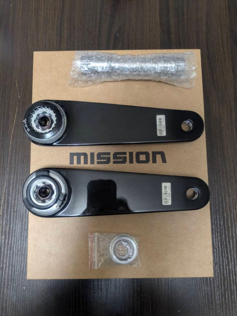 MISSION カーボンクランク　167.7mm