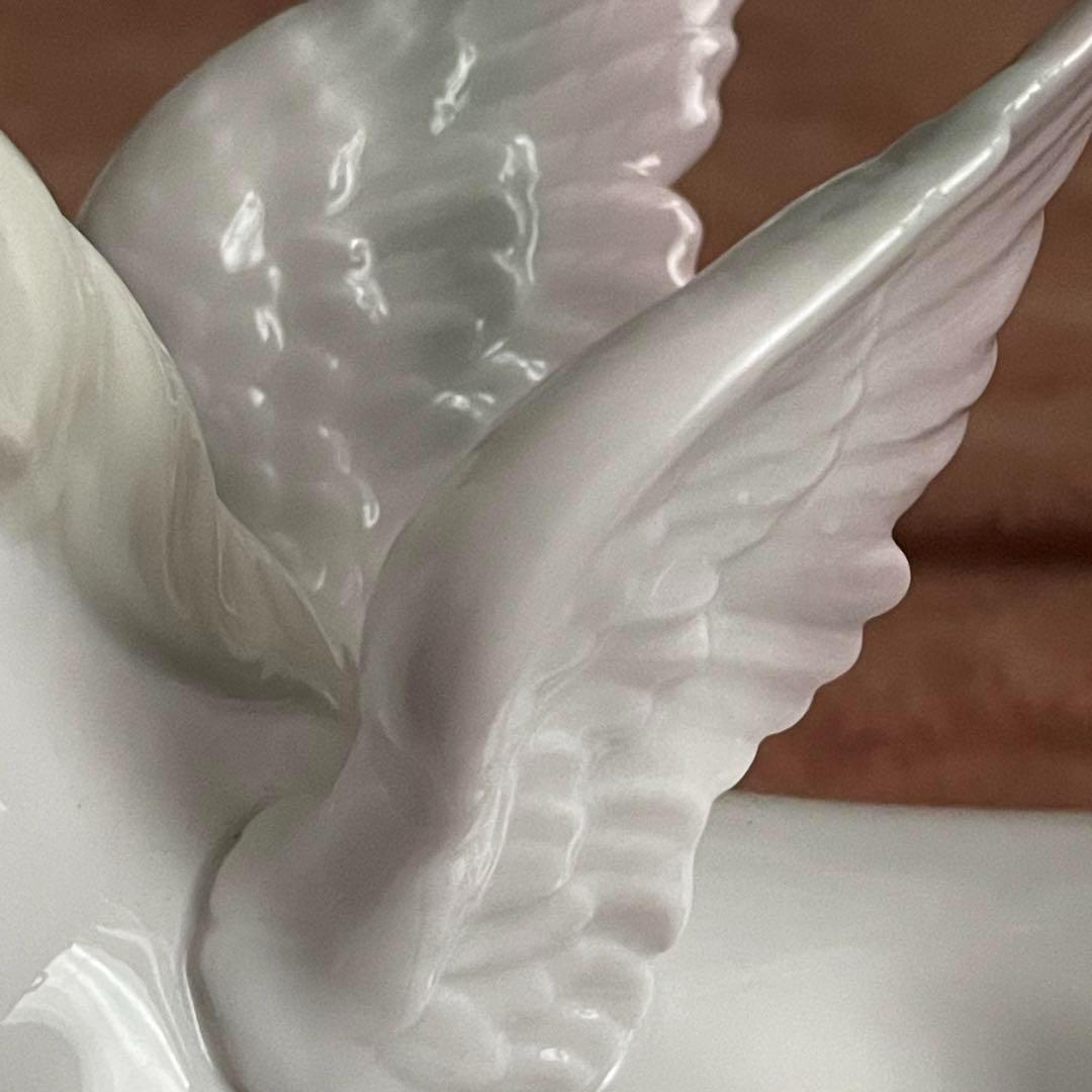 海外限定】 リアドロ Lladro No.6242 小鳥と遊ぶペガサス 陶磁器