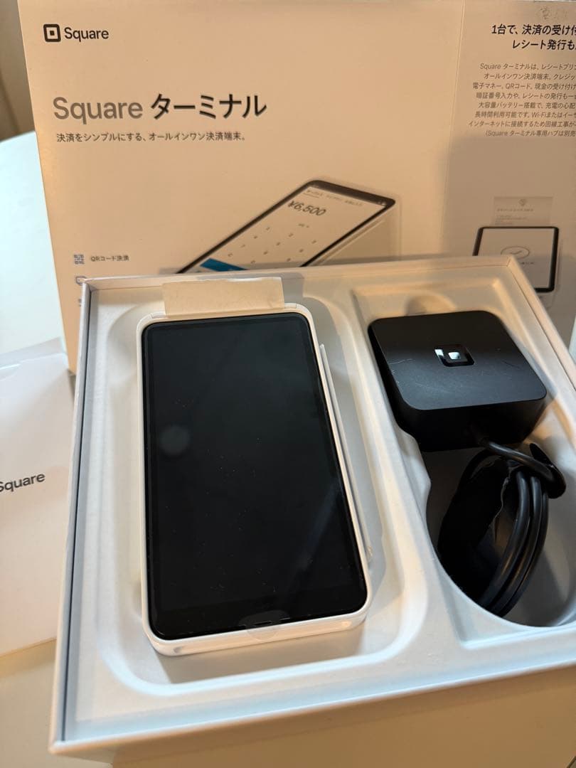 square ターミナル　リーダー キャッシュレス決済端末 | Square ターミナル | Square (スクエア)
