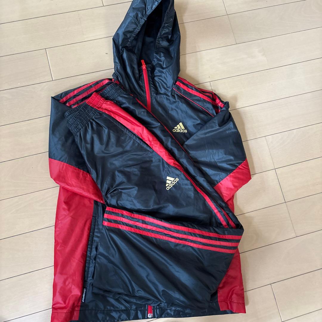 adidas フード付きウィンドブレーカー 上下黒/赤 - メルカリ
