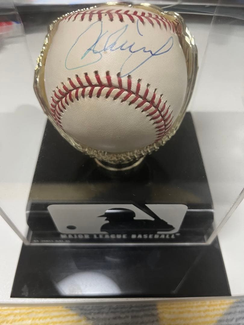 イチロー直筆サイン入り真贋証明書付き 2003年MLB公式硬式球 値下げ⭕️ イチロー 直筆サイン 証明書&ホログラム付 MLB公式ボール｜Yahoo
